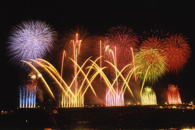 大曲の花火の写真