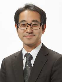 及川拓馬七段バストアップ写真