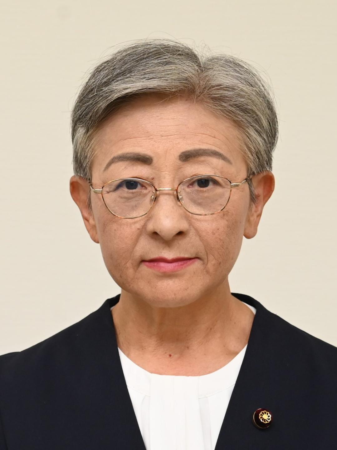 小須田 逸子