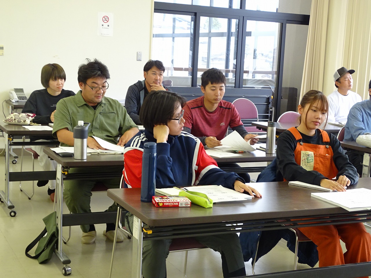 農業簿記の座学をしている様子03