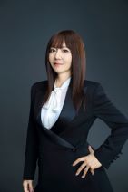 華原朋美のアーティスト画像、選択すると紹介ページへ移動します