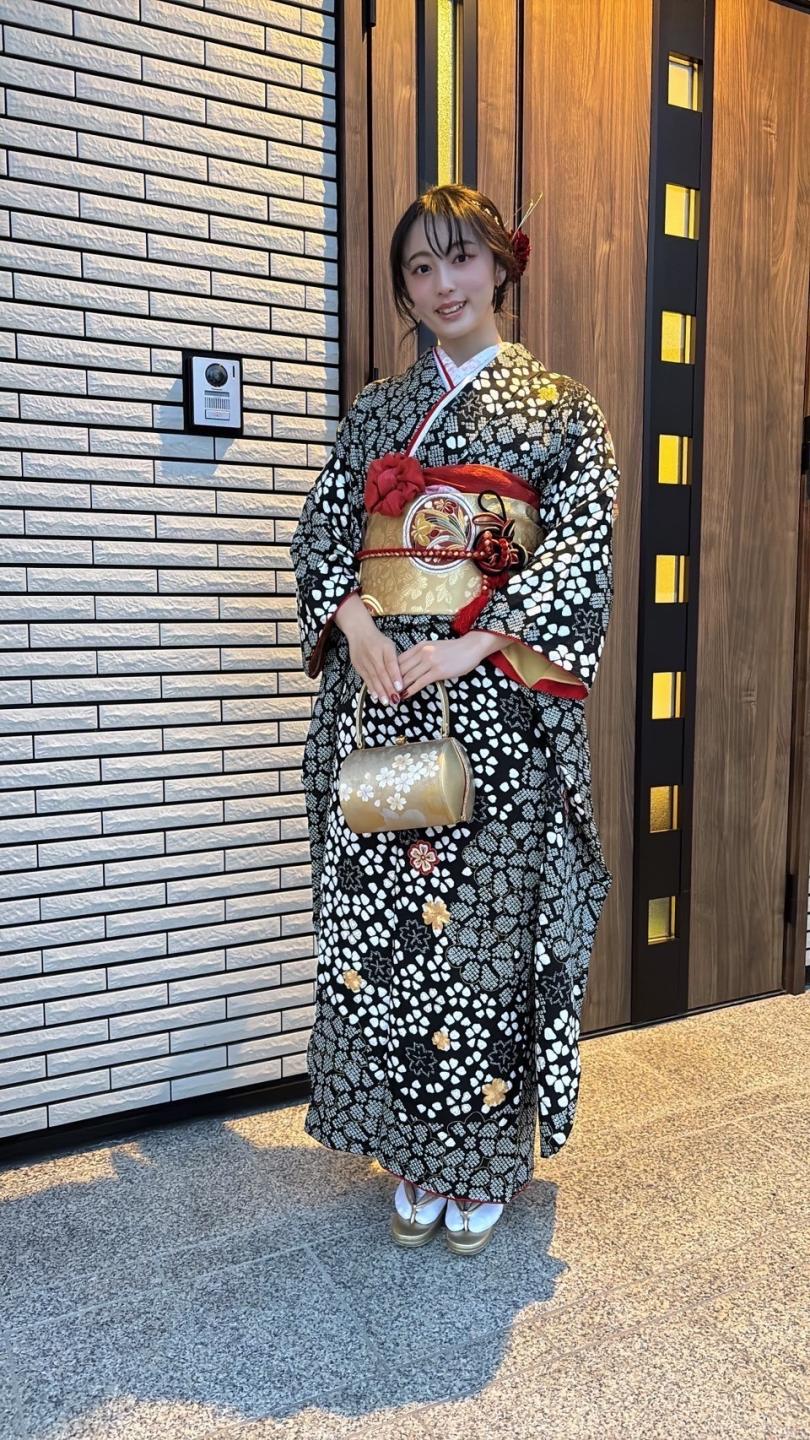 筑波大学バレーボール部所属熊谷仁依奈さんの着物姿