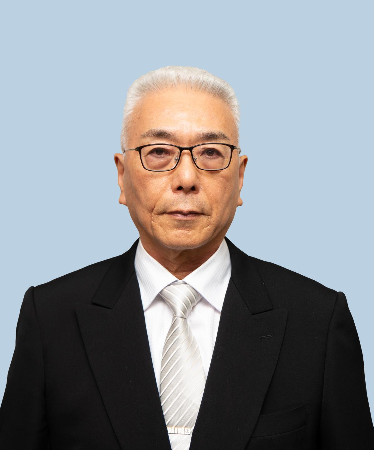 小松一智さんバストアップ写真