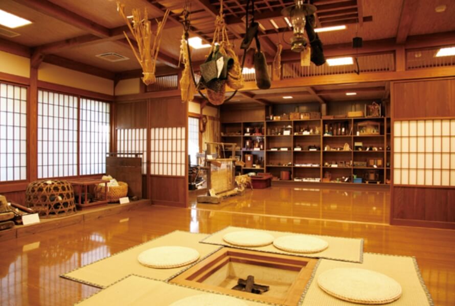 南外民俗資料交流館