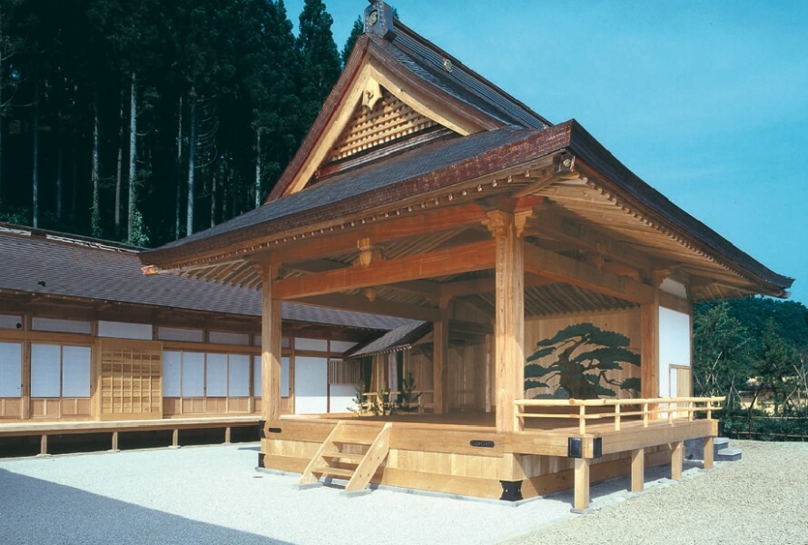 まほろば唐松 能楽殿