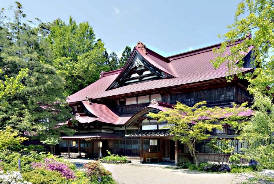 国登録有形文化財 強首樅峰苑(旧小山田家)