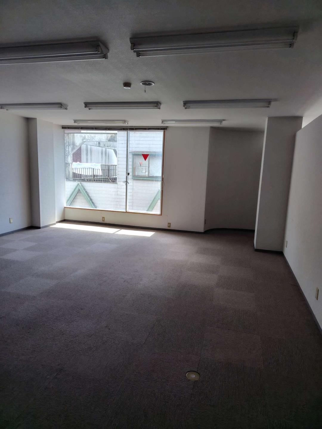 和光堂ビル内観